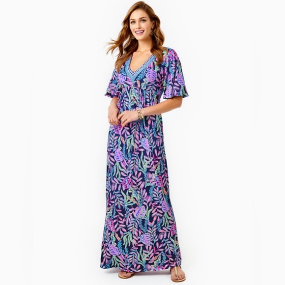 Lilly Pulitzer Dresses & Skirts - Lilly Pulitzer Manuela Maxi in oyster bay navy